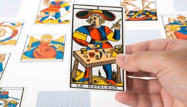 Descubra qual carta do Tarot tem ligação com o seu signo