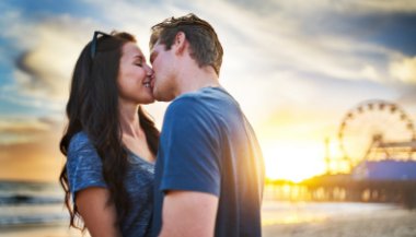 Os signos que mais combinam na hora do beijo