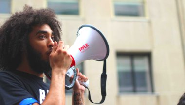 Como utilizar a fala para o controle emocional