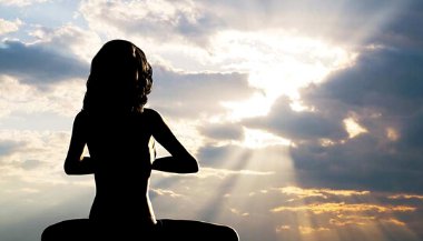 Projeção Astral: Tudo que você precisa saber sobre