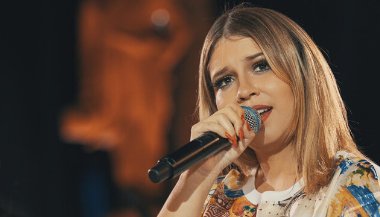 A música de cada signo para arrastar o chifre no asfalto