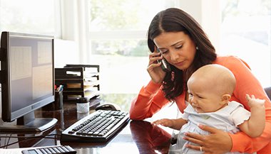 Sonhar com bebê no colo