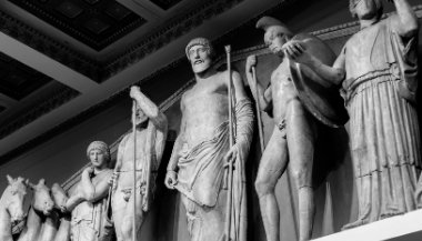 Os deuses regentes de cada signo