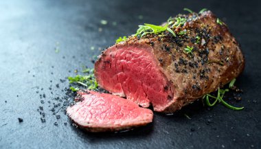 Sonhar com carne vermelha