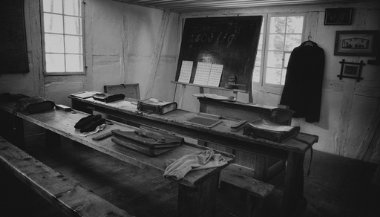 Sonhar com escola antiga