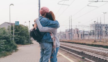 Significado de sonhar com despedida