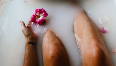 Banhos de leite: para que serve e como fazê-los