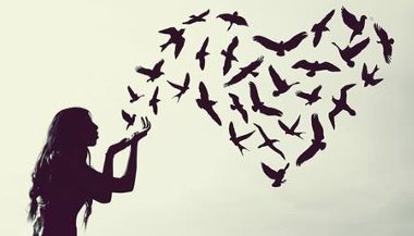 Ninguém é de ninguém: amar é compartilhar