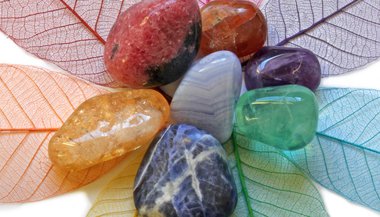 Aprenda a usar os benefícios dos cristais em 2019