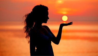 Felicidade é amadurecer mental e emocionalmente