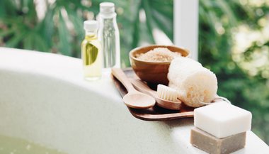 Banhos de espada de São Jorge: benefícios e como preparar