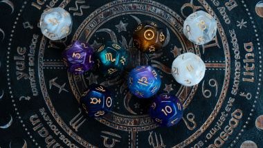 Horóscopo do dia de hoje (12/12/2025): previsões dos signos para Sexta-feira