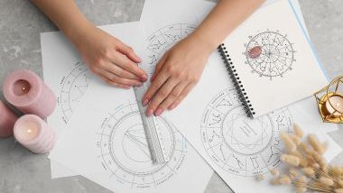 Horóscopo do dia de hoje (14/12/2025): previsões dos signos para Domingo