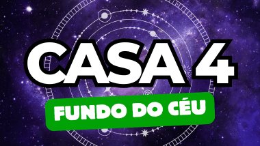 Há um escrito grande "CASA 4" no centro da imagem. Ao fundo, há o universo e círculos com ícones de planetas e estrelas.
