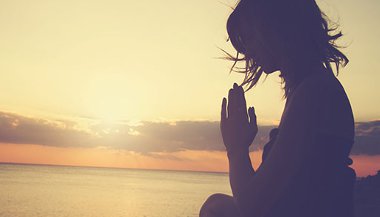 A política do auxílio espiritual