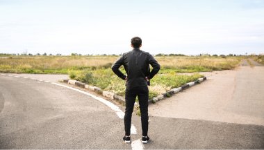 Horóscopo do dia: previsões de hoje (05/11) para os signos - O que você precisa renovar?