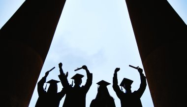 Horóscopo do dia de hoje (01/05/2024): previsões dos signos para quarta-feira