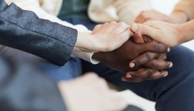 Horóscopo do dia de hoje (04/06): previsões dos signos para terça-feira