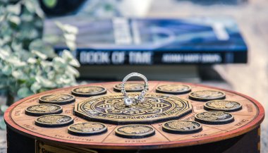 Horóscopo do dia de hoje (21/10): previsões dos signos para segunda-feira