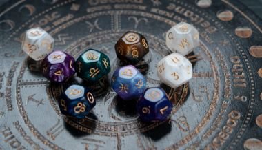 Horóscopo do dia de hoje (31/12): previsões dos signos para terça-feira