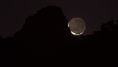 Lua Nova em Touro — 19 de maio de 2023