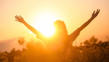 Horóscopo do dia: previsões de hoje (16/08) para os signos - Ser feliz é um ato de coragem