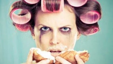 Aprenda o que consumir na TPM e na menopausa