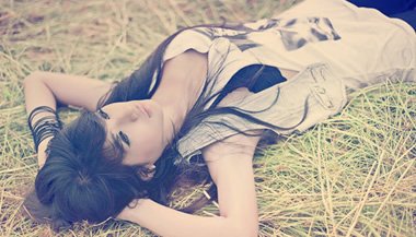 Refletindo sobre si mesma