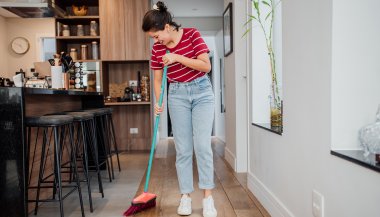 Sonhar que está varrendo