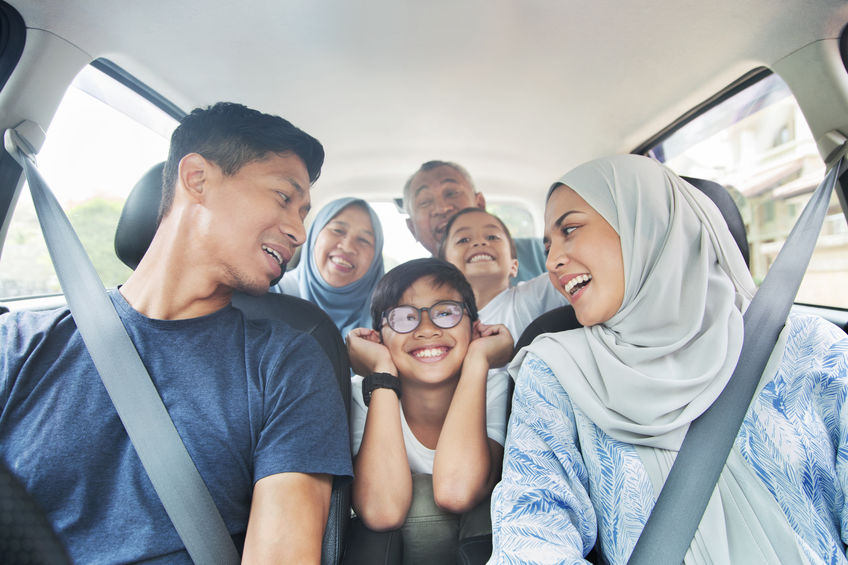 Família em carro