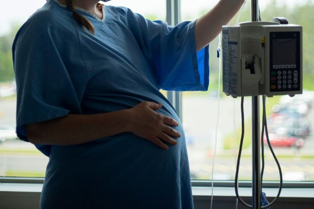 Mulher grávida no hospital