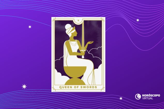 Carta Rainha de Espadas virada para cima