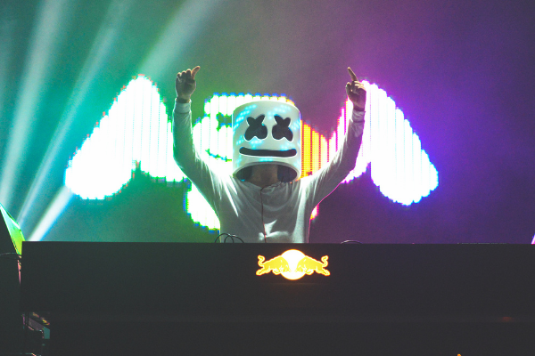 Imagem do show do cantor Marshmello