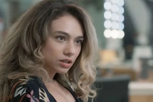 Personagem Nayara, da novela Pantanal