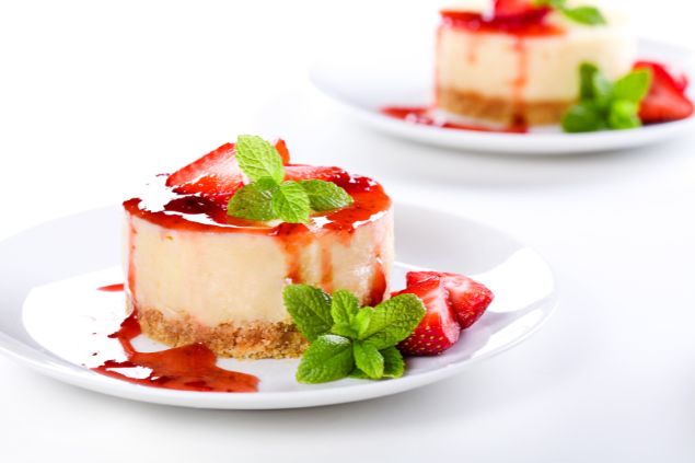 Imagem de um cheesecake de morango
