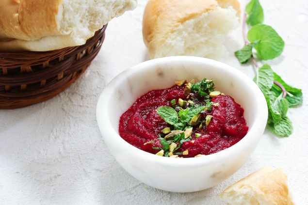 Imagem de molho pesto de beterraba