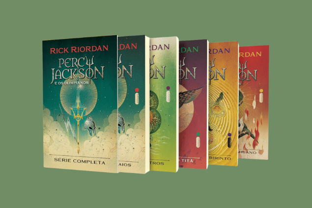 Box com capas de 5 livros da Saga 