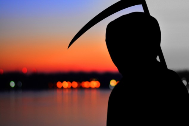 Imagem da morte segurando a foice