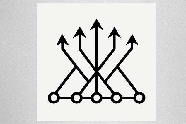 Imagem de fundo cinza e em destaque a imagem do ponto riscado do Caboclo Sete Flechas