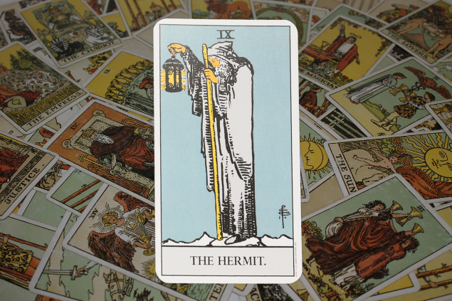 Carta O Eremita na posição normal
