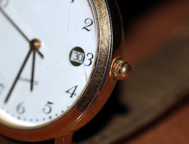 Relógio de pulso antigo 