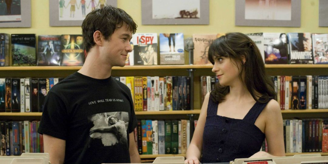 Foto de  Joseph Gordon-Levitt e Zooey Deschanel em 