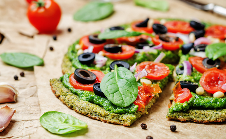 Pizza saudável com vegetais. 